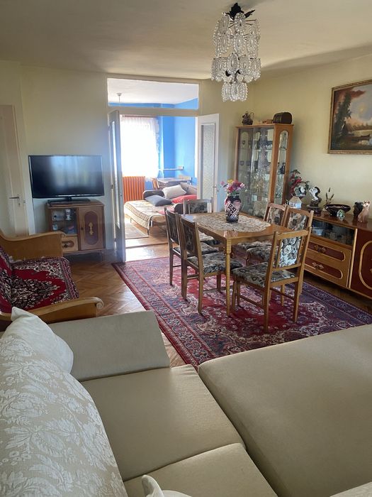 PF vand apartament Ocna Mures-76mp-decomandat