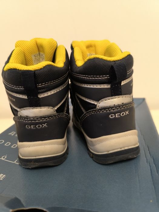 Детски ботуши Geox