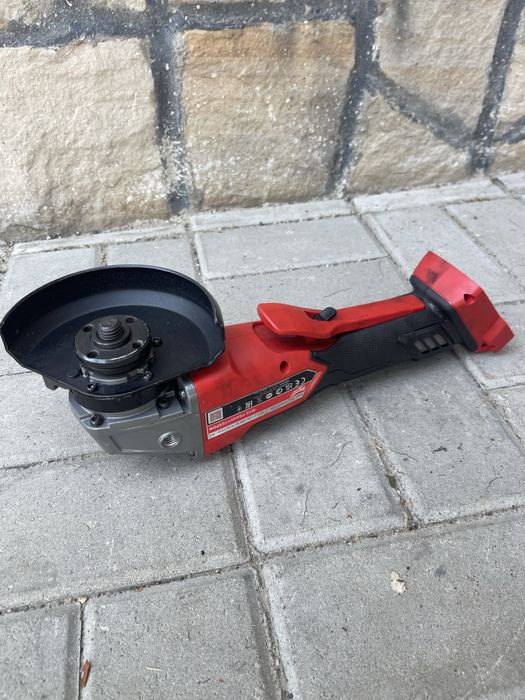 Polizor unghiular flex milwaukee m18 brushless cu variator de turatie