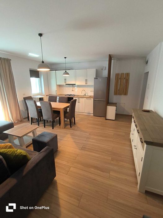 380 euro Lux în Bloc Nou cu Parcare Proprie, in Giroc aproape de Lidl