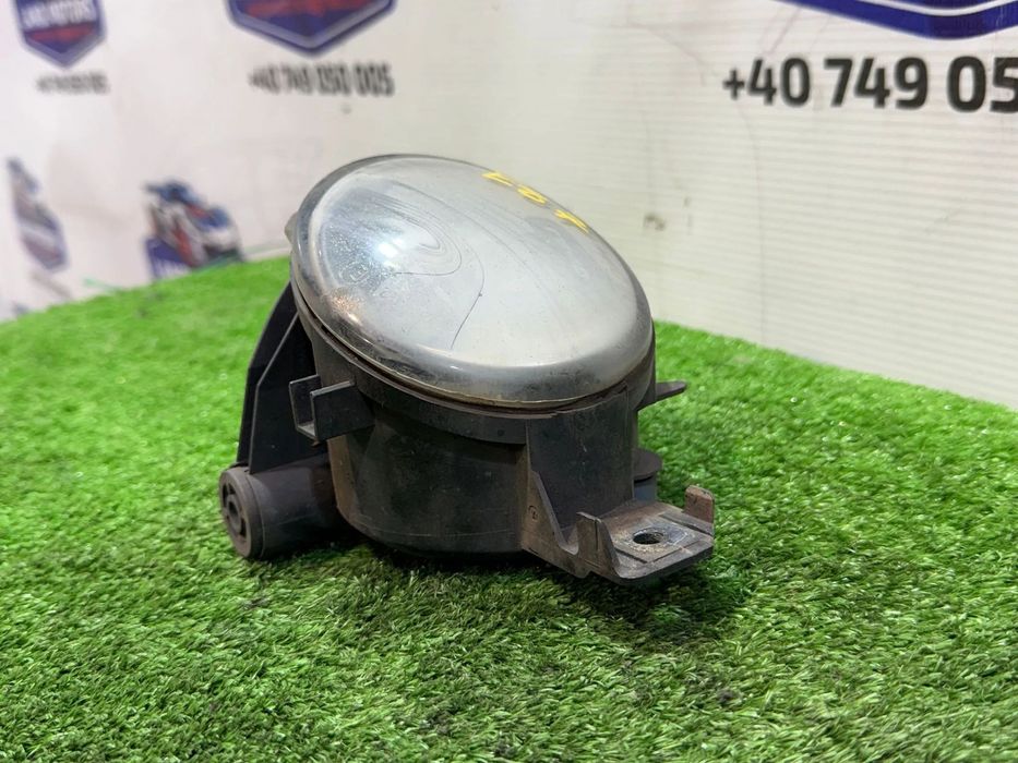 PROIECTOR CEATA FATA DREAPTA BMW 116D SERIA 1 E87 LCI 2.0 DIESEL 2010 COD OEM 89203662 63176924656 2004-2013