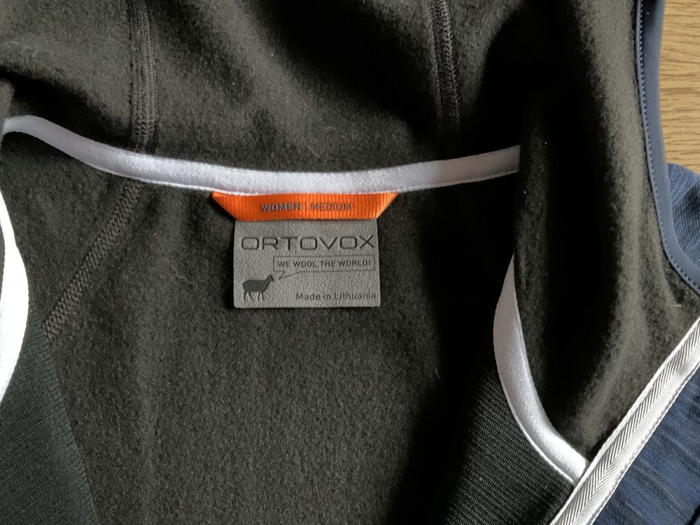 Hanorac original Ortovox merino inside ca nou