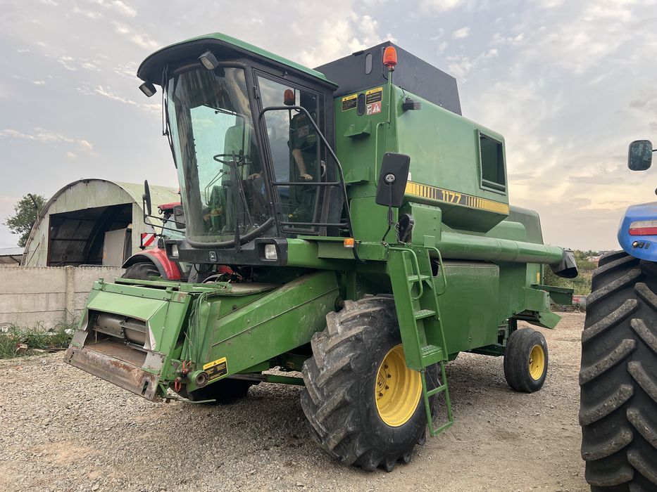 Combina John Deere 1177