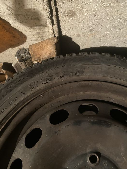 Jante tabla + Cauciucuri iarna 205/55/16