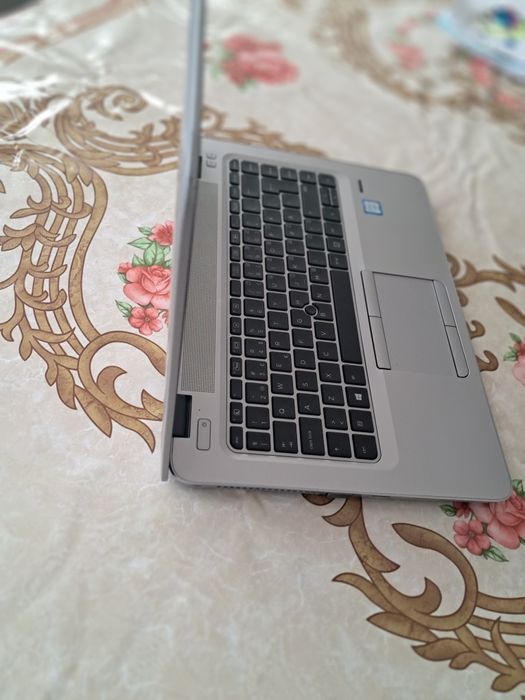Vând laptop Hp intel I5