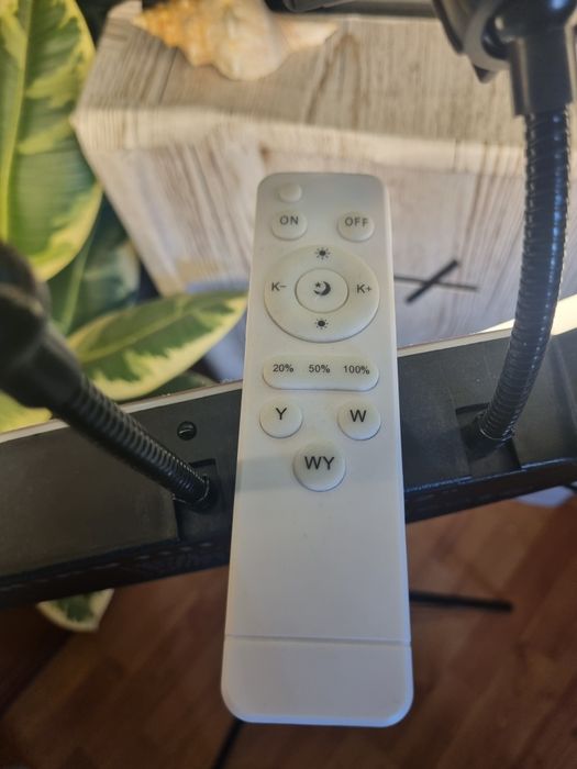 Lampa cu telecomanda