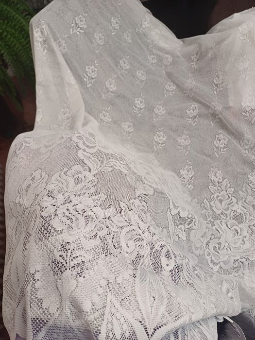 3 perdele stare foarte buna