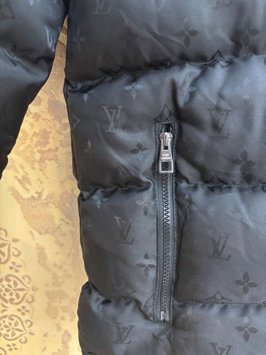 Louis Vuitton яке