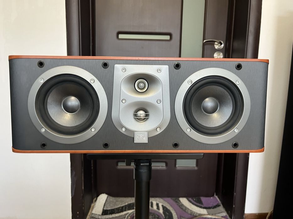 Boxa centru Jbl ES25c