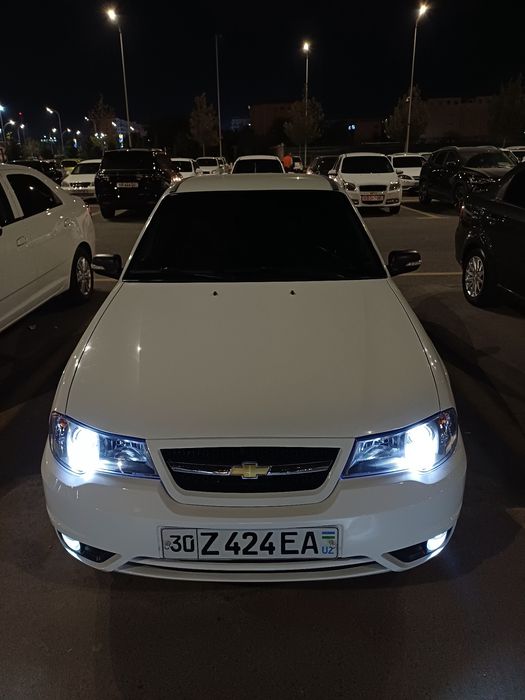 Nexia 2 luks kondisaner 1.5 gibrid sotiladi