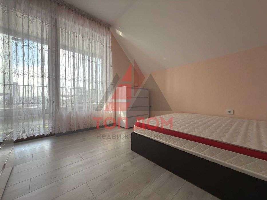 Дава се под наем Двустаен апартамент в Варна, Цветен квартал - 70 кв.м за 561 € - Снимка #4