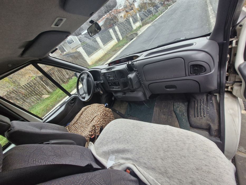 Ford Transit 8+1