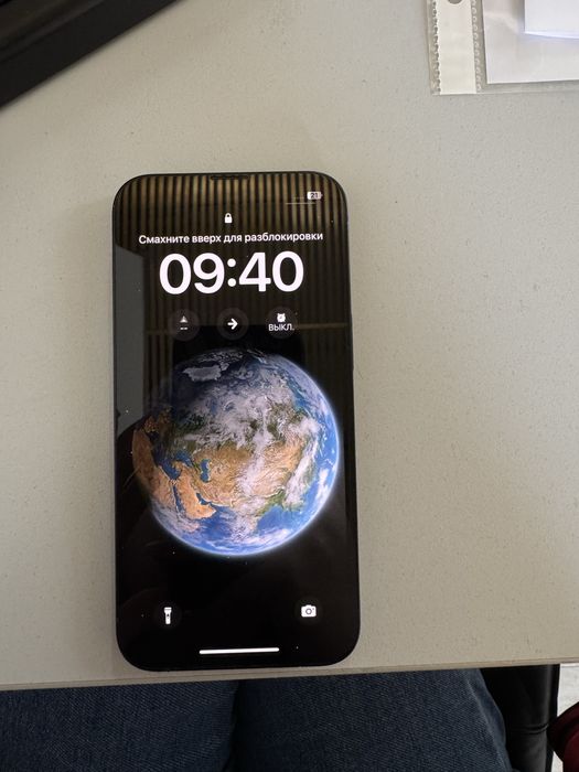 iPhone 13 в хорошем состоянии