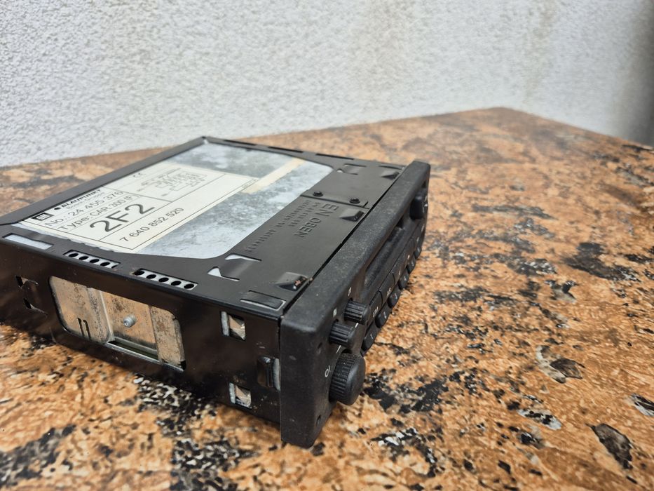 Vând casetofon auto marca Blaupunkt model Car 300 RDS