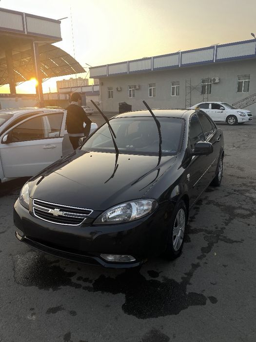 Lasetti Gentra 2015-yil 1 yevro mexanika sotiladi