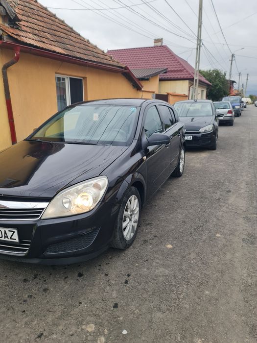 Opel astra h 1.7