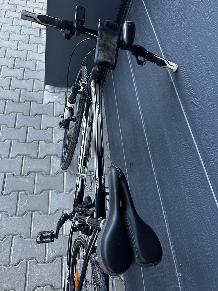 Велосипед Scott Sportster 3x8 , 700C
