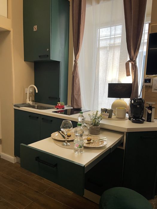 Vand garsoniera in centrul vechi Brasov