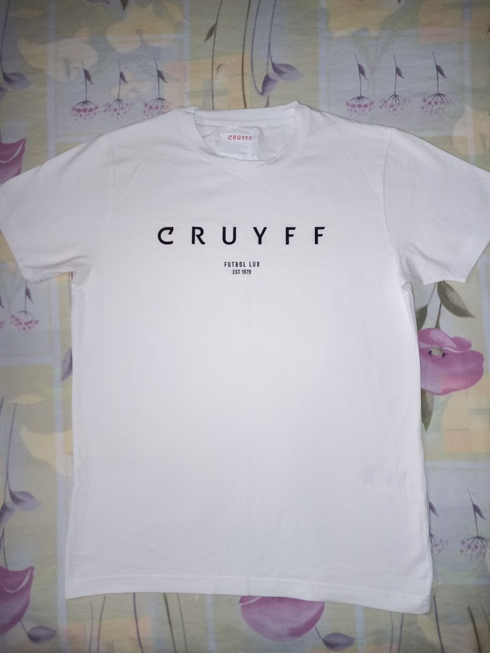 Оригинална тениска на Cruyff, размер M