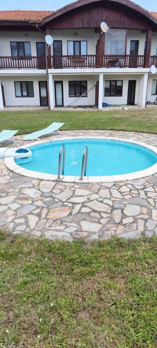 Обзаведено студио в голф клуб