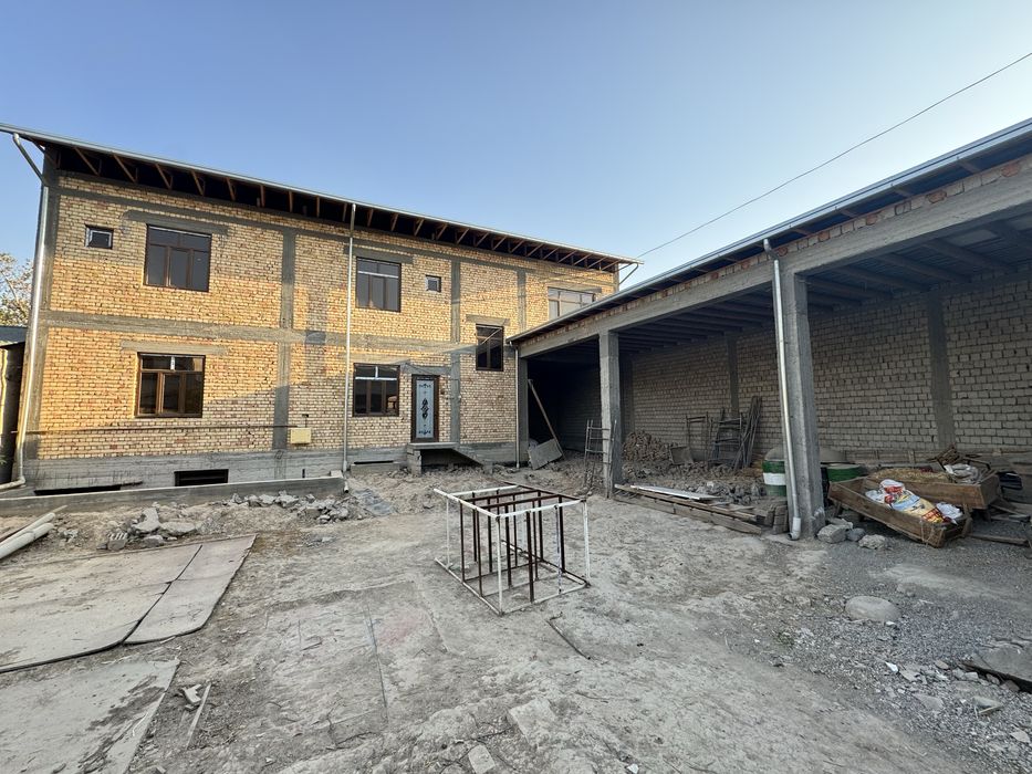 Продается дом 6 соток. 8 комнат. Бектемирский район. Ул Хусайн Байкаро