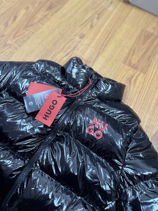 %DISCOUNT% Geaca Hugo Boss Neagra Lucioasa Premium Puf Unisex