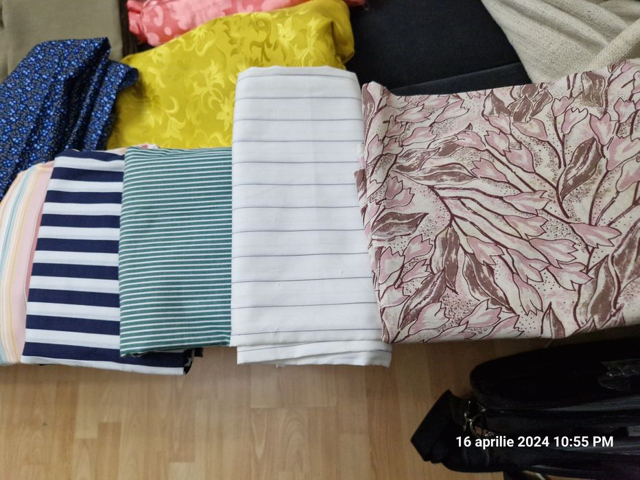 Materiale la metru din stofa, doc, catifea raiata, matase,