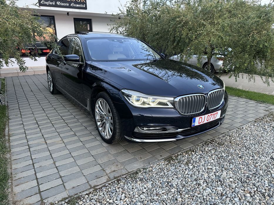 Bmw seria 750Li xDrive / President Long Individual / Sky Lounge