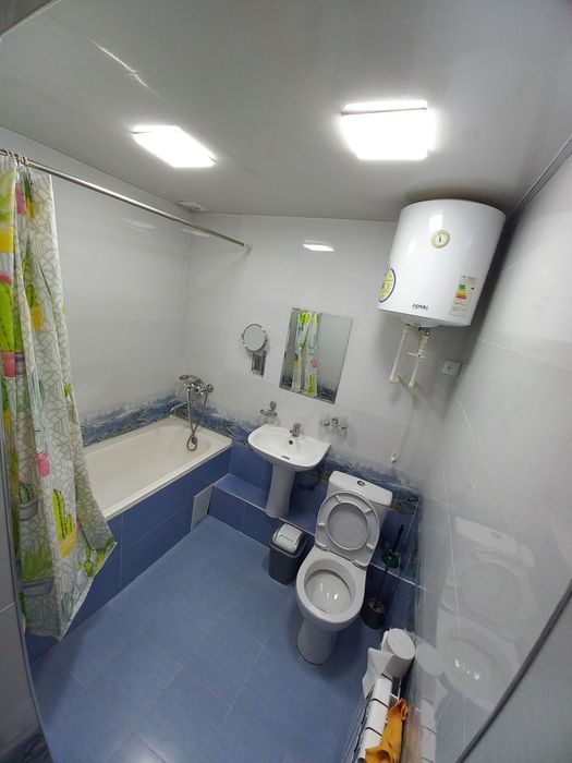 Новастройка 4 хона 3 этаж Микрорайонда жойлашган.Агентство