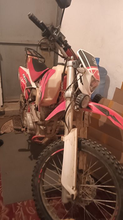 Мотоцикл  250 кубов