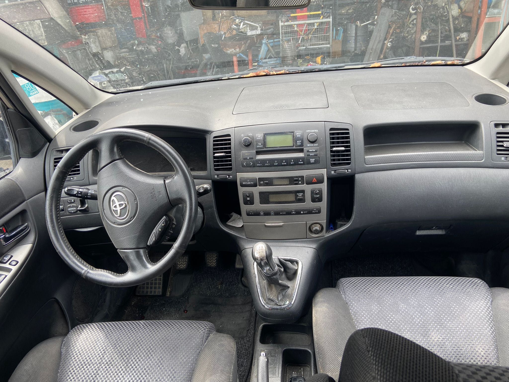 Toyota Corolla Verso/Тойота Корола 2003 2.0d 66kw на части !!