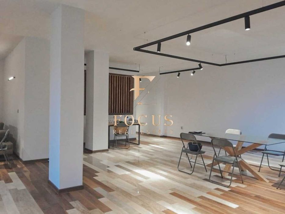 Продава се Офис в Пловдив, Старият град - 137 кв.м за 1880 €/кв.м - Снимка #1