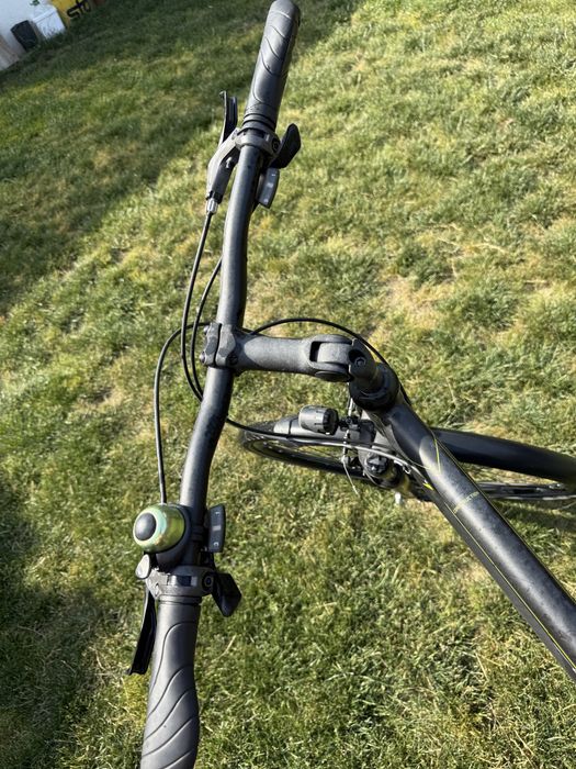 Vand bicicleta de strada noua