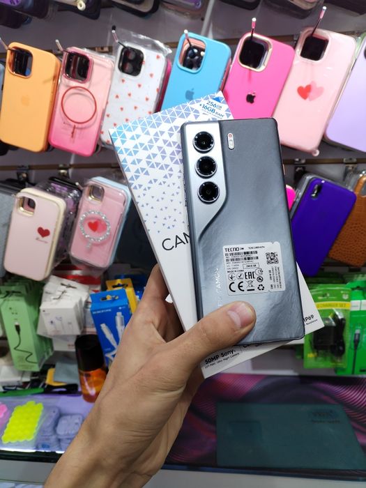 Tecno Camon 40 Pro 8/256 ideal