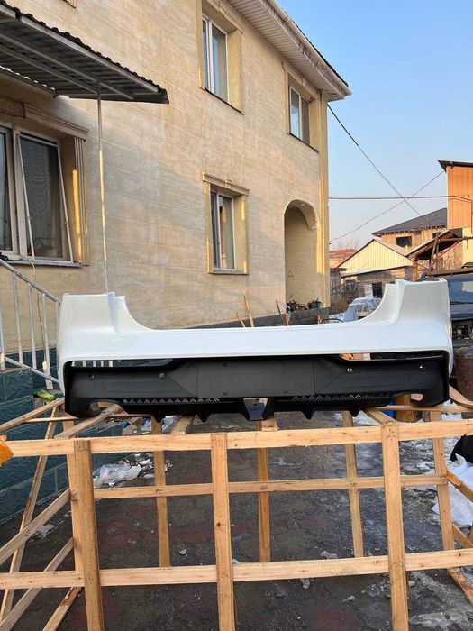 Задний бампер в сборе ОРИГИНАЛ