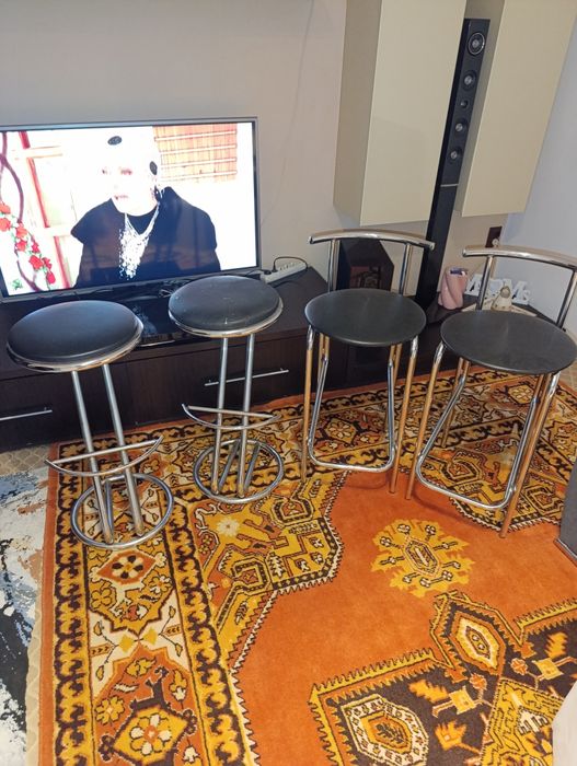 Vând scaune bar 4 buc