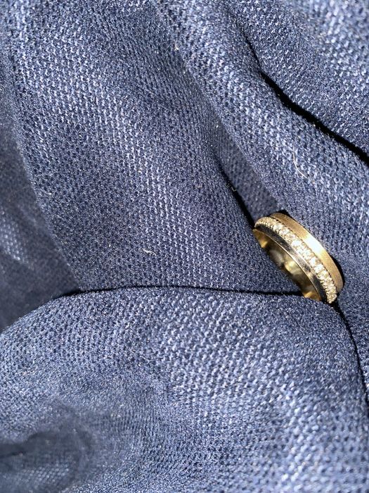 Златен пръстен с цял ред ЕСТЕСТВЕНИ ДИАМАНТИ