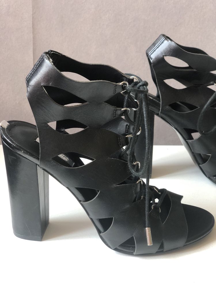 Лени боти Guess -37 размер