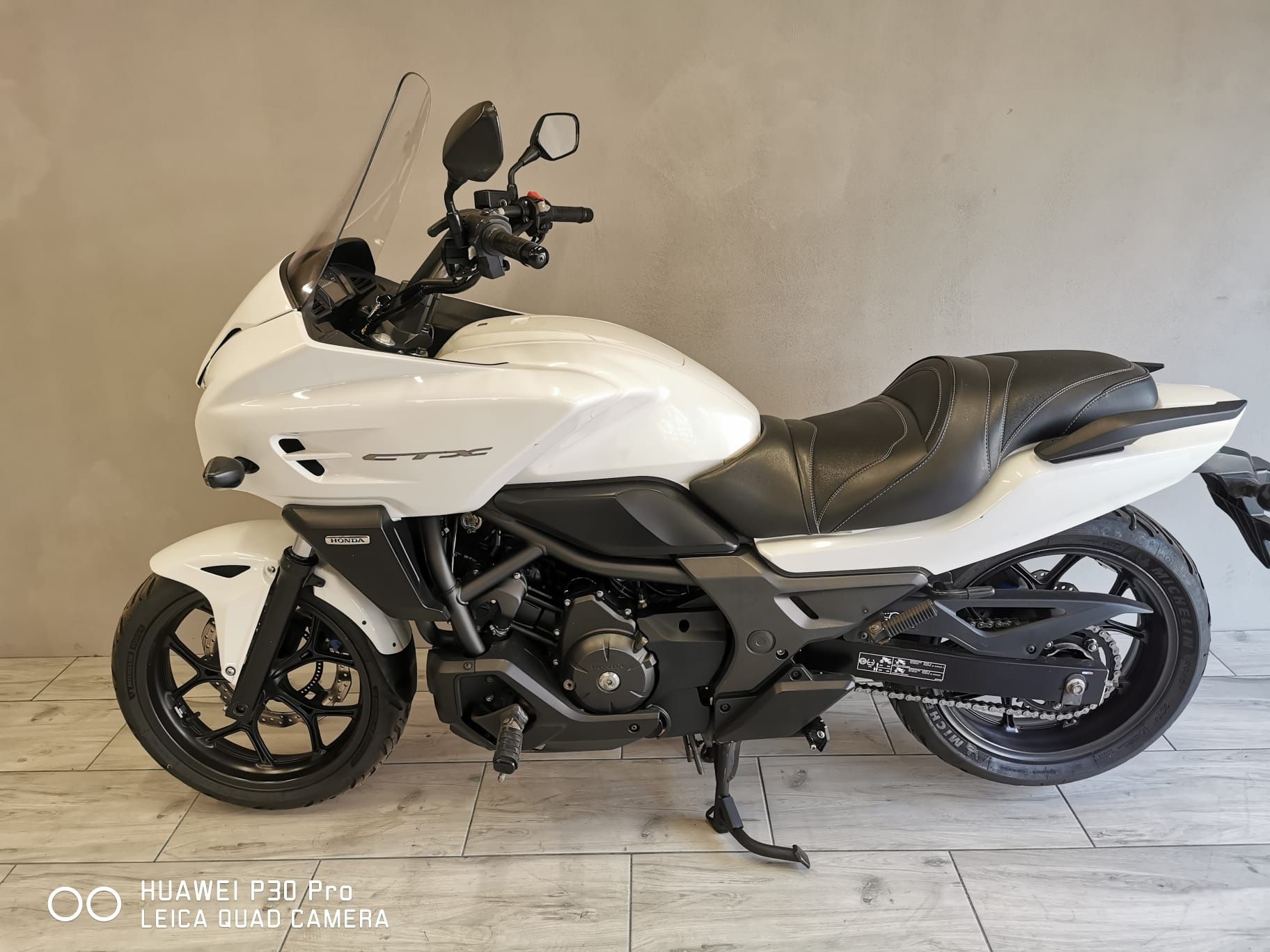 Vand motocicleta HONDA CTX 700 DCT