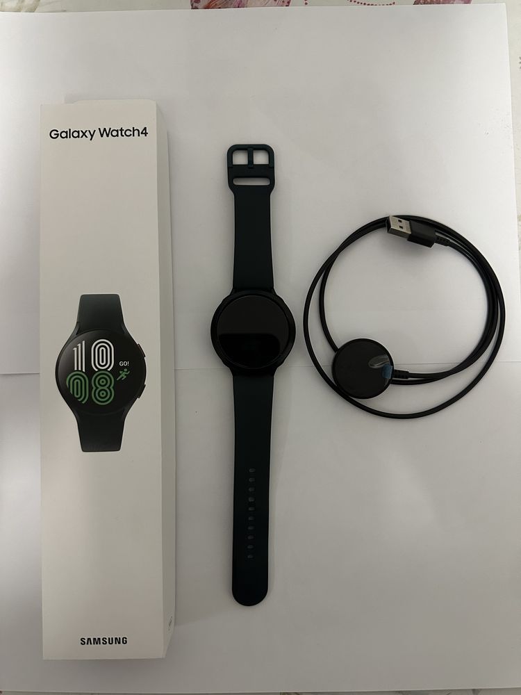 Samsung Galaxy Watch 4