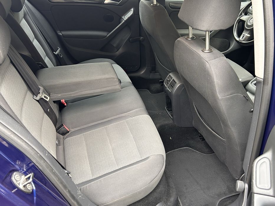 Volkswagen Golf 2010 1.4 L TSI 122 cp euro 5 6+1 trepte stare buna