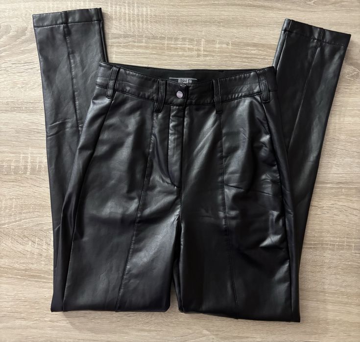 Alessa Ask About Me Кожен Клин - Висока Талия