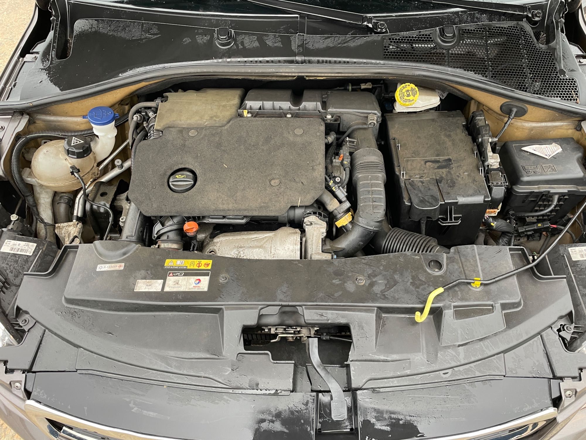 Peugeot 301, 1.5 BlueHDI, 102 кс. двигател YHY  скоростна кутия STT