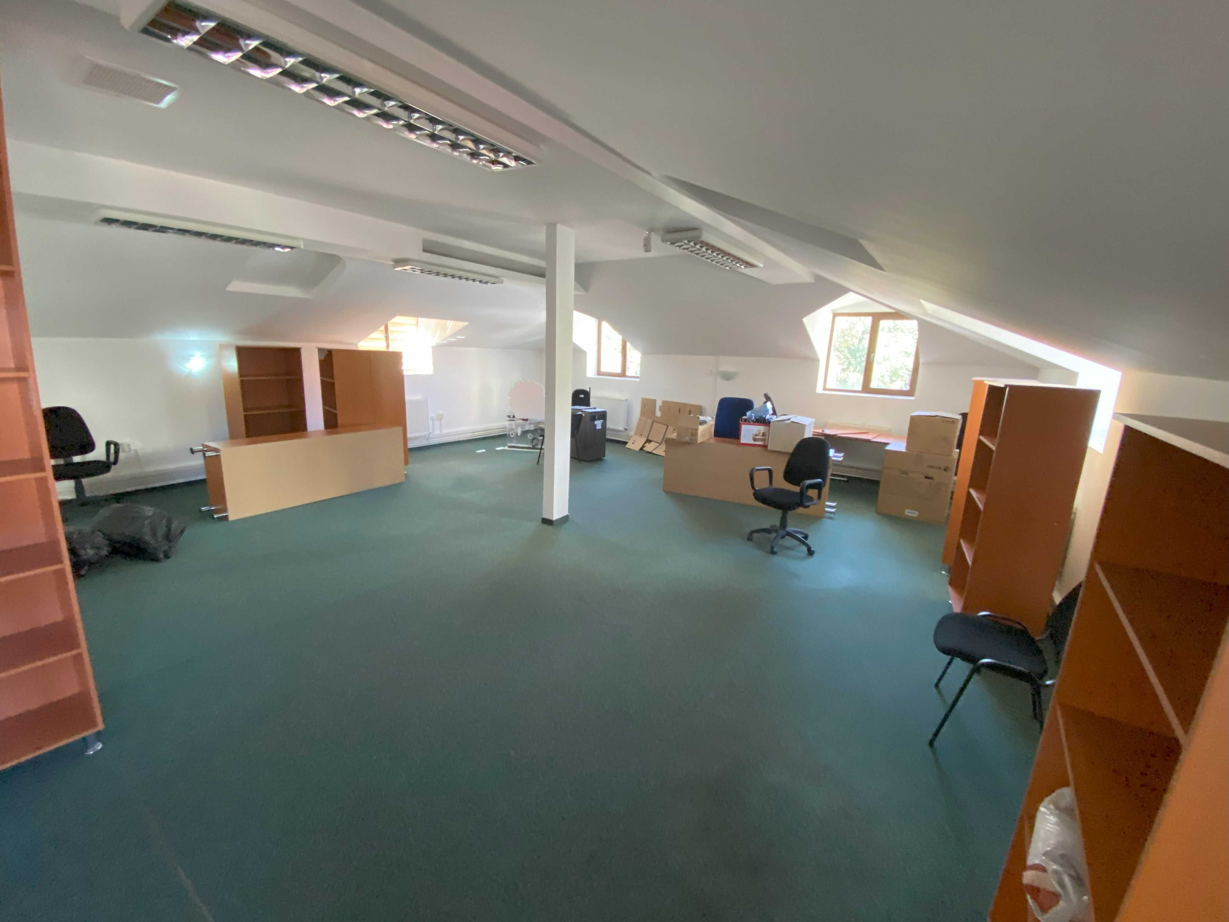 Spațiu central 110 mp – Ideal birouri sau cabinete – Utilități incluse