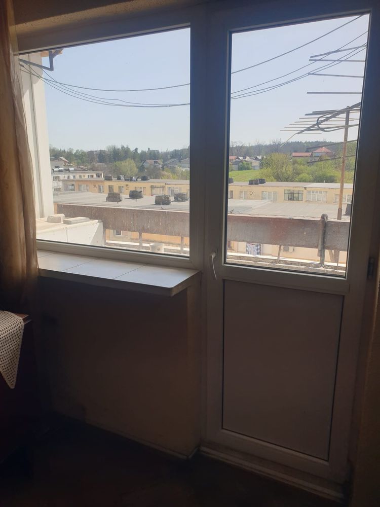 Vand apartament 4 camere,Pitesti ,cartier Nord L6 .