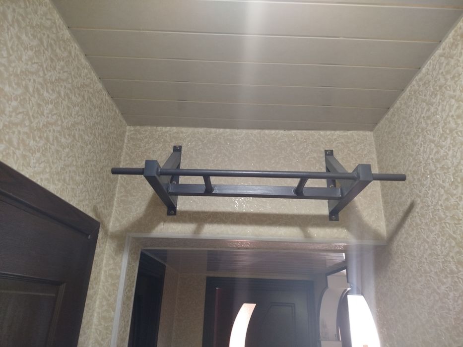 Продам турник профессиональный  цена 400 тысяч сум за шт