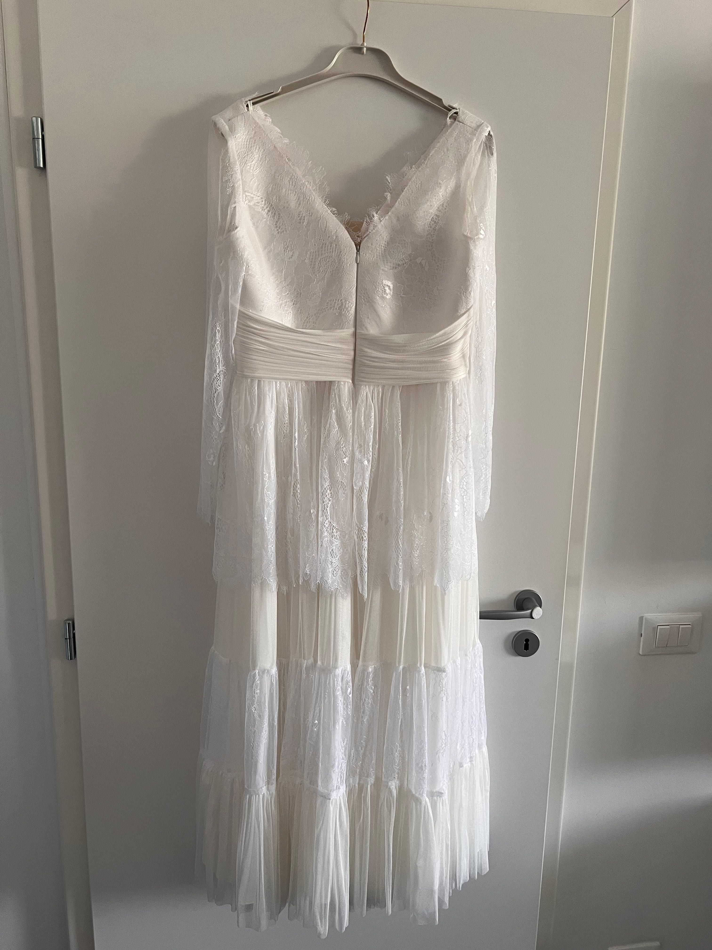 Rochie alba,nouă