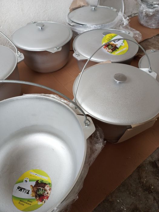 Ceaun tuci cu capac 25L