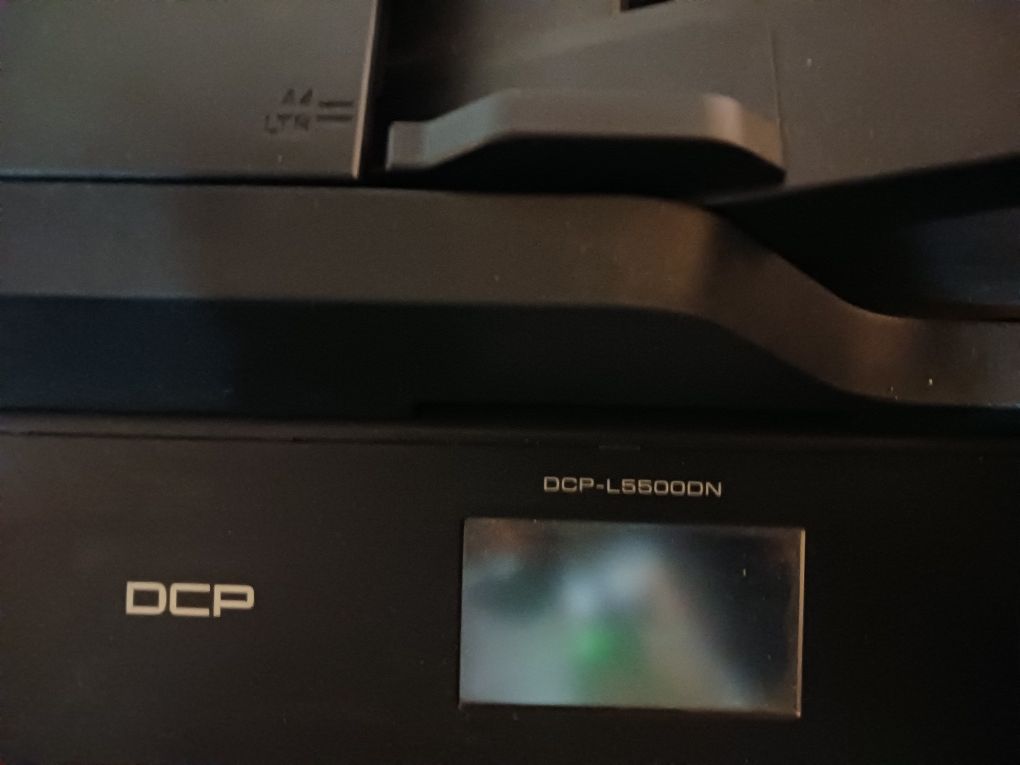 Vând multifuncțional Brother DCP L550DN, monocrom, A4,  wifi,