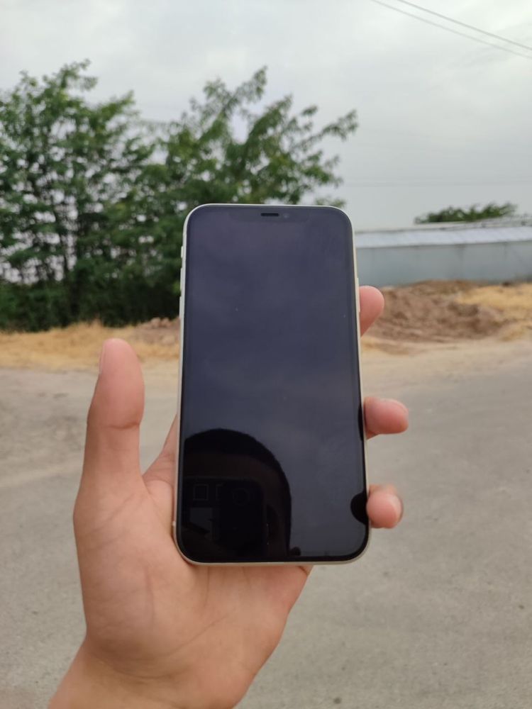 Срочно! iPhone 11